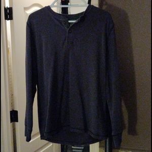 G.H. BASS AND CO. two button henley